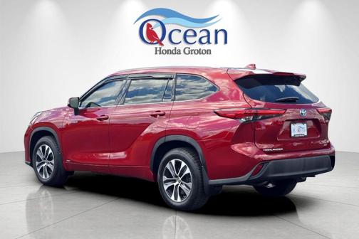 2020 Toyota Highlander Hybrid XLE