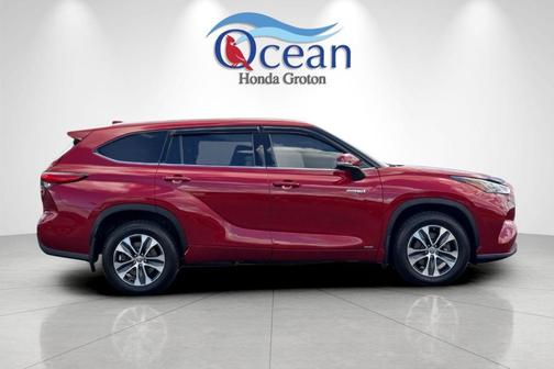 2020 Toyota Highlander Hybrid XLE