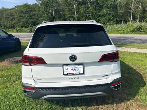 2022 Volkswagen Taos 1.5T SEL