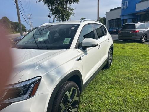 2022 Volkswagen Taos 1.5T SEL