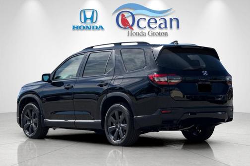 Crystal Black Pearl 2026 Honda Pilot Sport