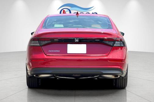 2025 Honda Accord LX 1.5T