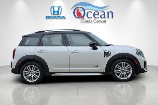 Nanuq White Metallic 2024 MINI Countryman Cooper S ALL4