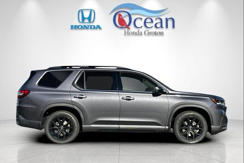 2025 Honda Pilot Touring 8-Passenger