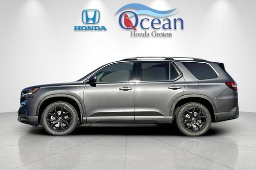 2025 Honda Pilot Touring 8-Passenger
