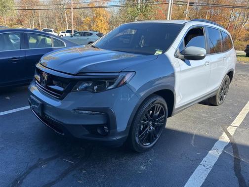 2022 Honda Pilot AWD Special Edition