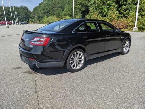 2015 Ford Taurus Limited