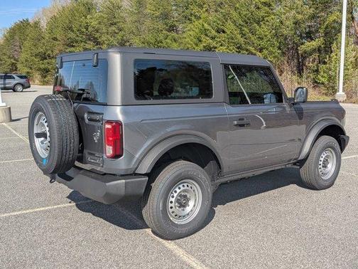 Carbonized Gray Metallic 2026 Ford Bronco Base