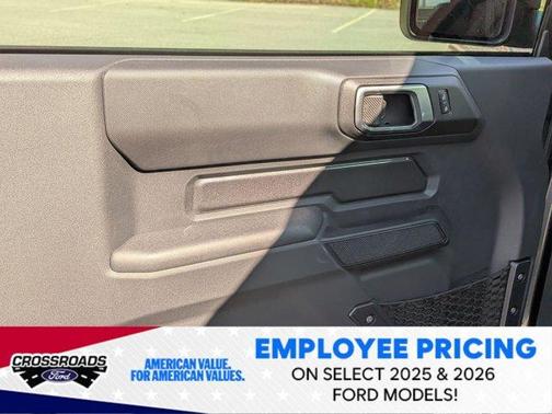 Carbonized Gray Metallic 2026 Ford Bronco Base