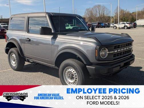 Carbonized Gray Metallic 2026 Ford Bronco Base