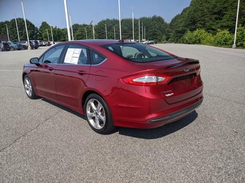 2016 Ford Fusion S