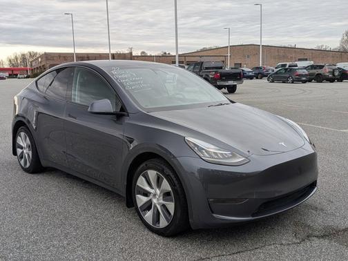 2022 Tesla Model Y Long Range