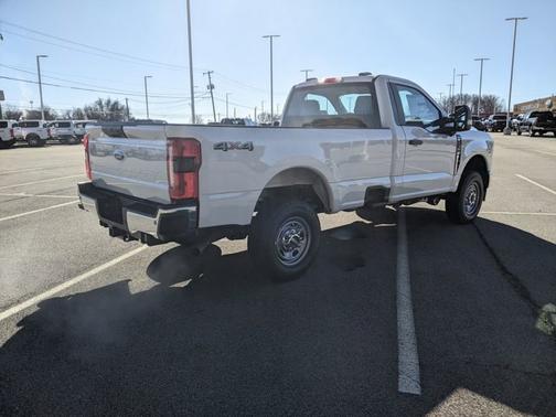 2025 Ford F-250 XL