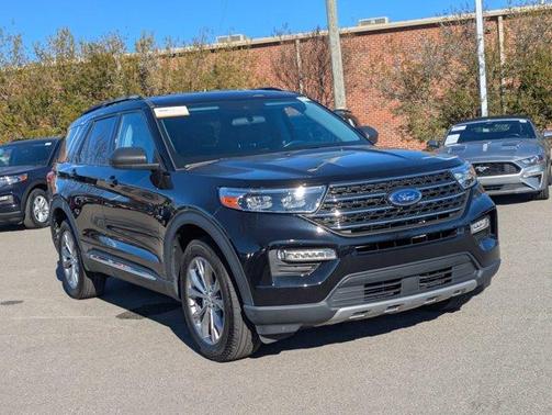 Agate Black Metallic 2023 Ford Explorer XLT