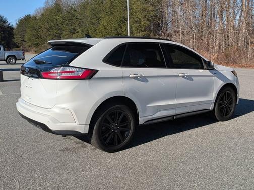 2022 Ford Edge ST-Line