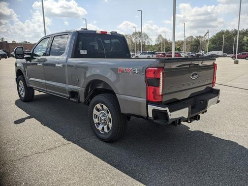 2025 Ford F-250 LARIAT