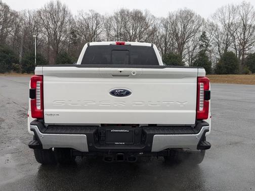 2025 Ford F-350 LARIAT