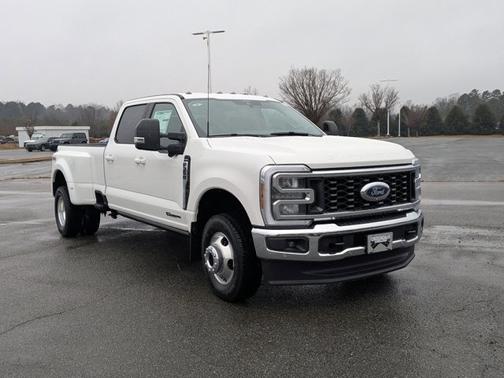 2025 Ford F-350 LARIAT