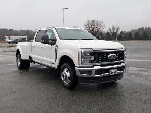 2025 Ford F-350 LARIAT