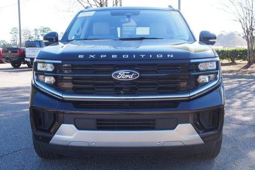 Black Metallic 2025 Ford Expedition Max Platinum