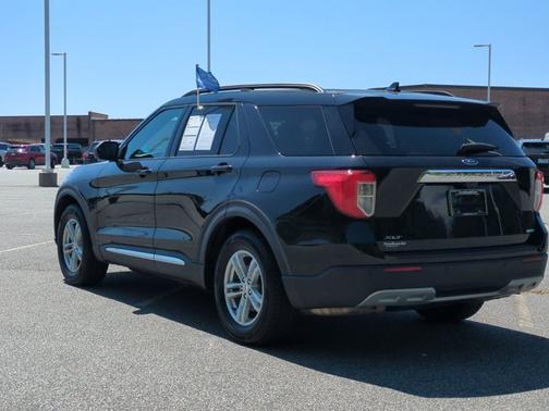 Agate Black Metallic 2020 Ford Explorer XLT