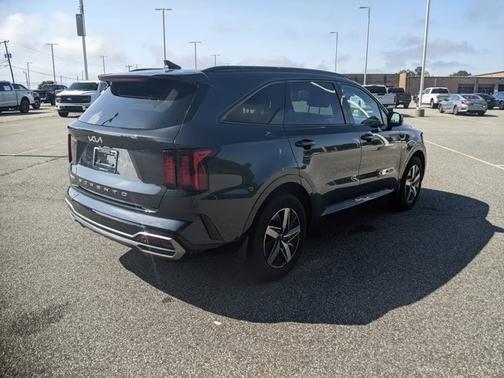 2022 Kia Sorento S