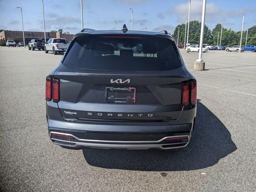 2022 Kia Sorento S