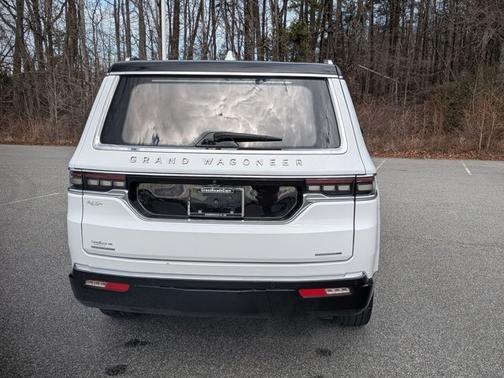 2023 Jeep Grand Wagoneer Series III