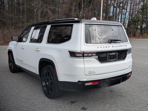 2023 Jeep Grand Wagoneer Series III