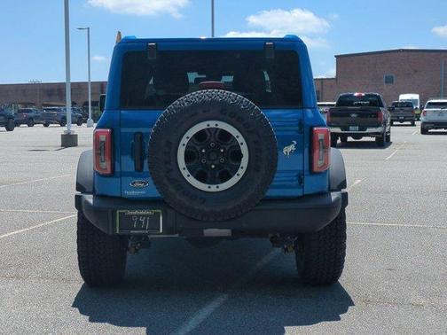 Velocity Blue Metallic 2025 Ford Bronco Badlands