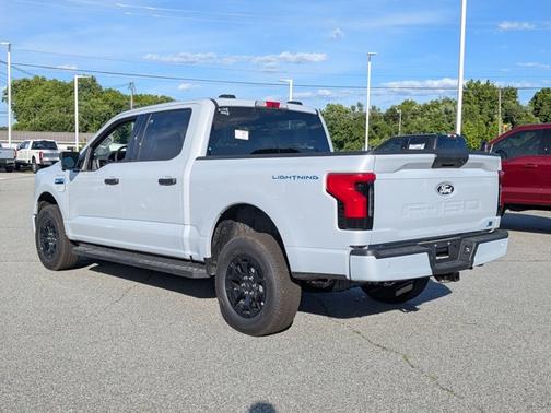 2025 Ford F-150 Lightning XLT