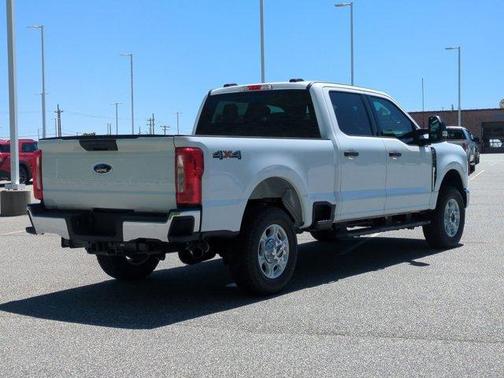 Oxford White 2026 Ford F-250 XLT