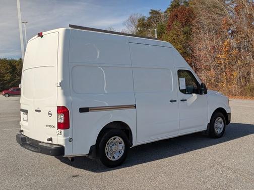 2018 Nissan NV Cargo NV2500 HD SV V6