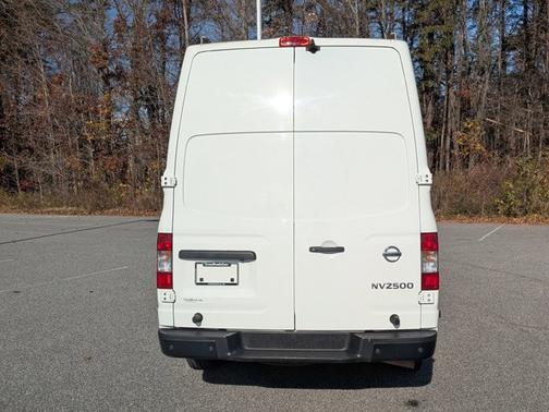 2018 Nissan NV Cargo NV2500 HD SV V6