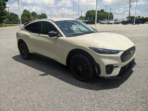 2025 Ford Mustang Mach-E Premium