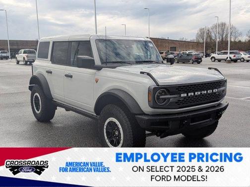 Avalanche Gray 2026 Ford Bronco Badlands
