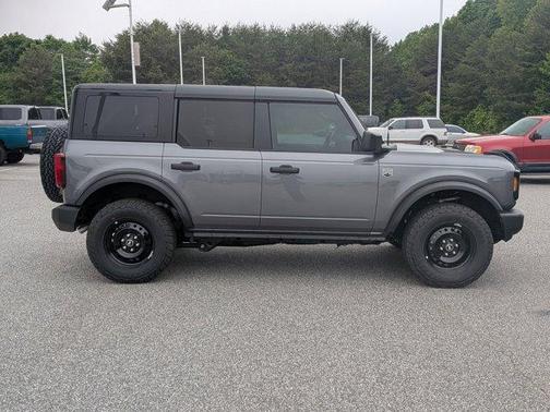 Carbonized Gray Metallic 2026 Ford Bronco Big Bend
