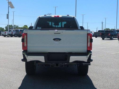 Oxford White 2026 Ford F-250 Lariat