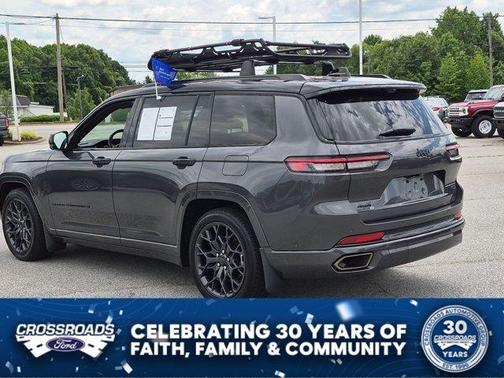 Metallic 2023 Jeep Grand Cherokee L Summit