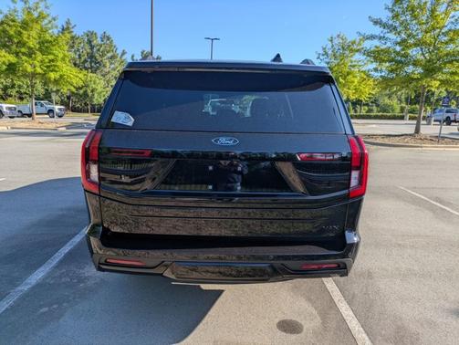 Agate Black Metallic 2026 Ford Expedition Max Platinum