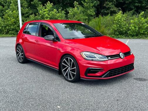 2018 Volkswagen Golf R 4-Door w/DCC & Navigation