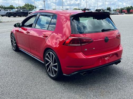 2018 Volkswagen Golf R 4-Door w/DCC & Navigation