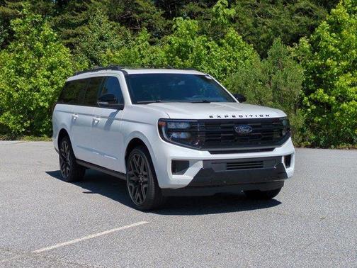 Star White 2026 Ford Expedition Max Platinum