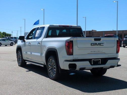 White Frost Tri-Coat 2025 GMC Sierra 1500 Denali Ultimate