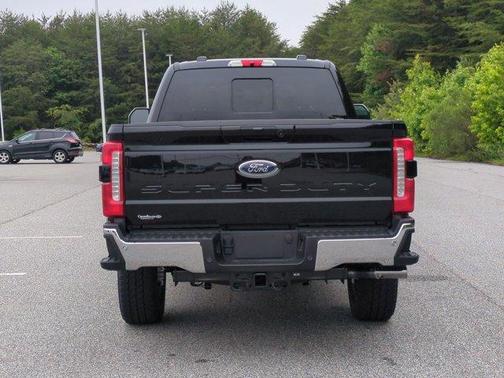 Agate Black Metallic 2026 Ford F-250 Lariat