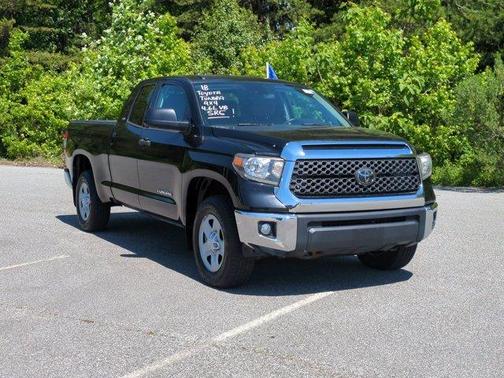 Midnight Black Metallic 2018 Toyota Tundra SR5