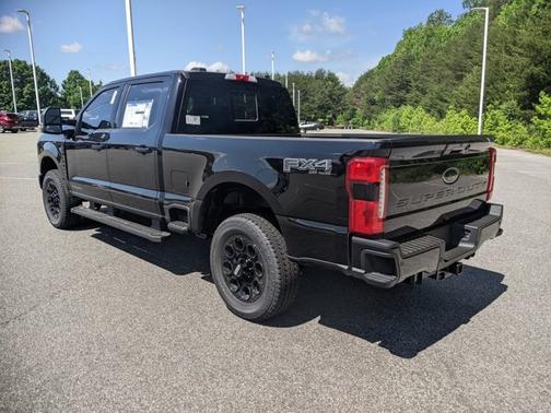 2025 Ford F-250 LARIAT