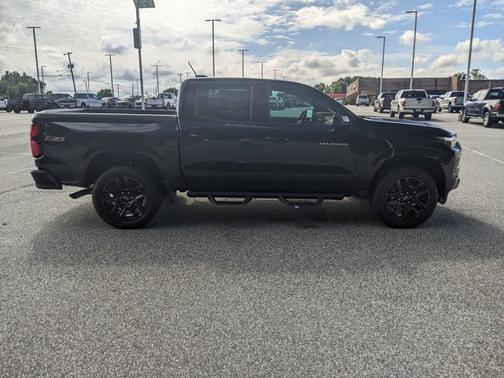 2025 Chevrolet Colorado 4WD Z71