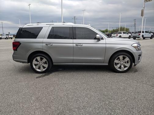 2023 Ford Expedition Platinum