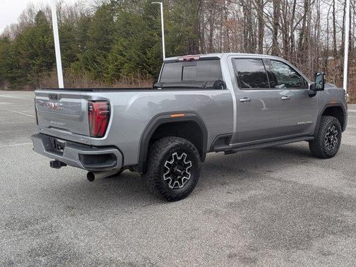 2024 GMC Sierra 2500 AT4